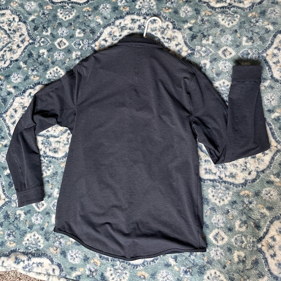 Lululemon Mens Button Down Navy Blue Size Medium - Picture 2 of 4